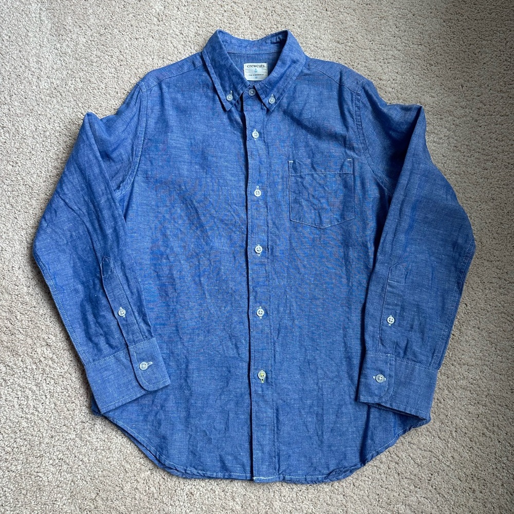 Boys size 10 Crewcuts blue linen long sleeve button down.
